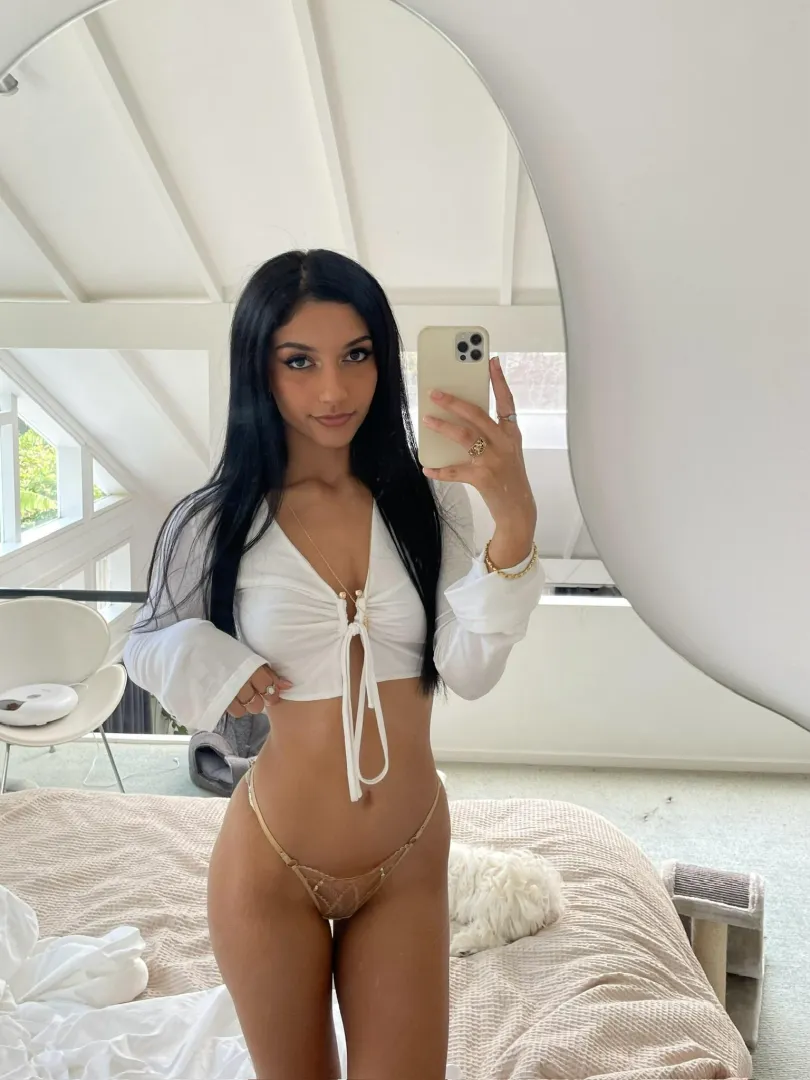 i sent the pic, you decide the rest posted by jasminxof