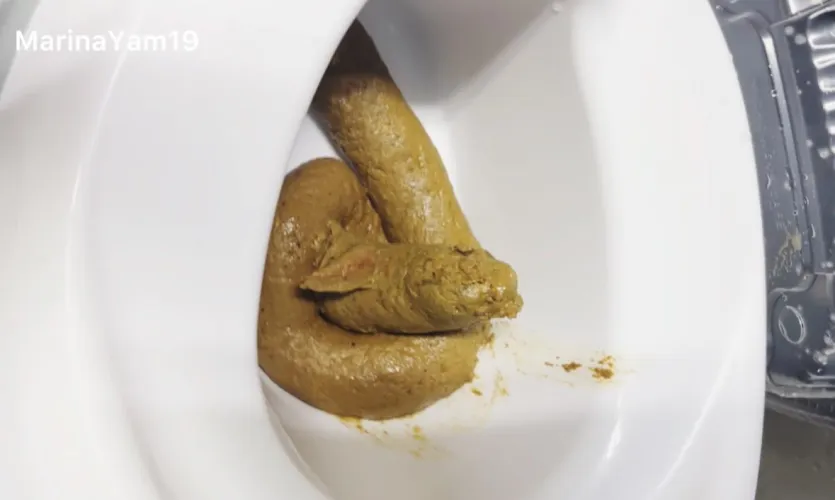 I shit huge ! Shipment and video available by Marinayam19