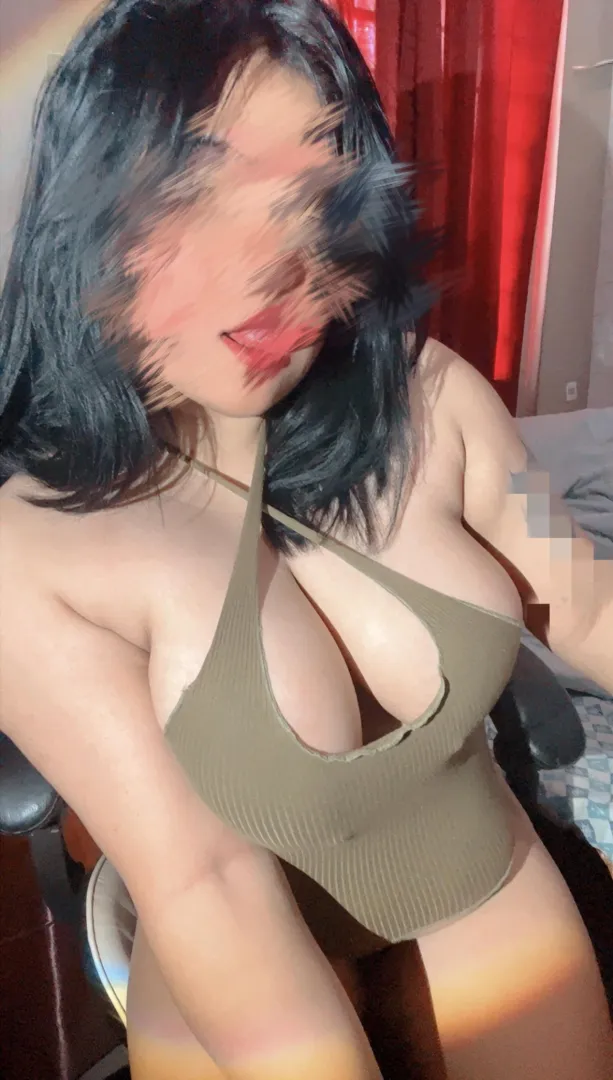 I should lick you instead  posted by underblanketsss