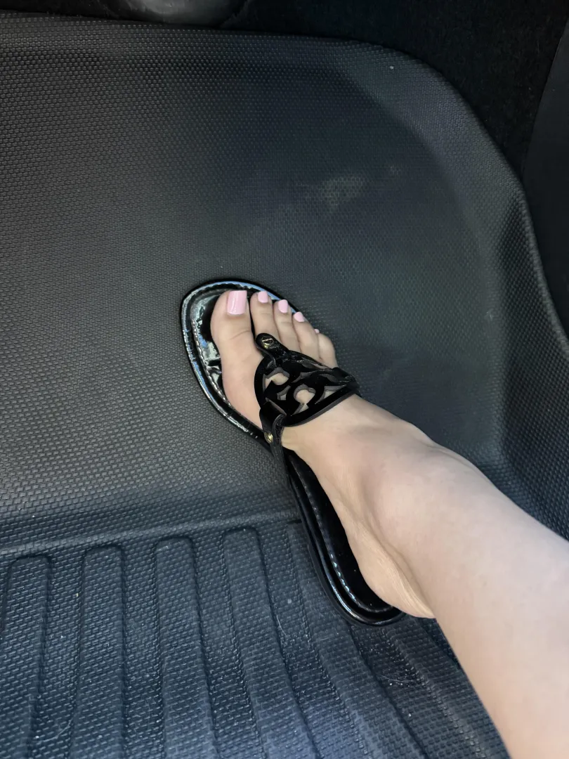 I should try the pink Tory’s with this pedi posted by sattvic1213