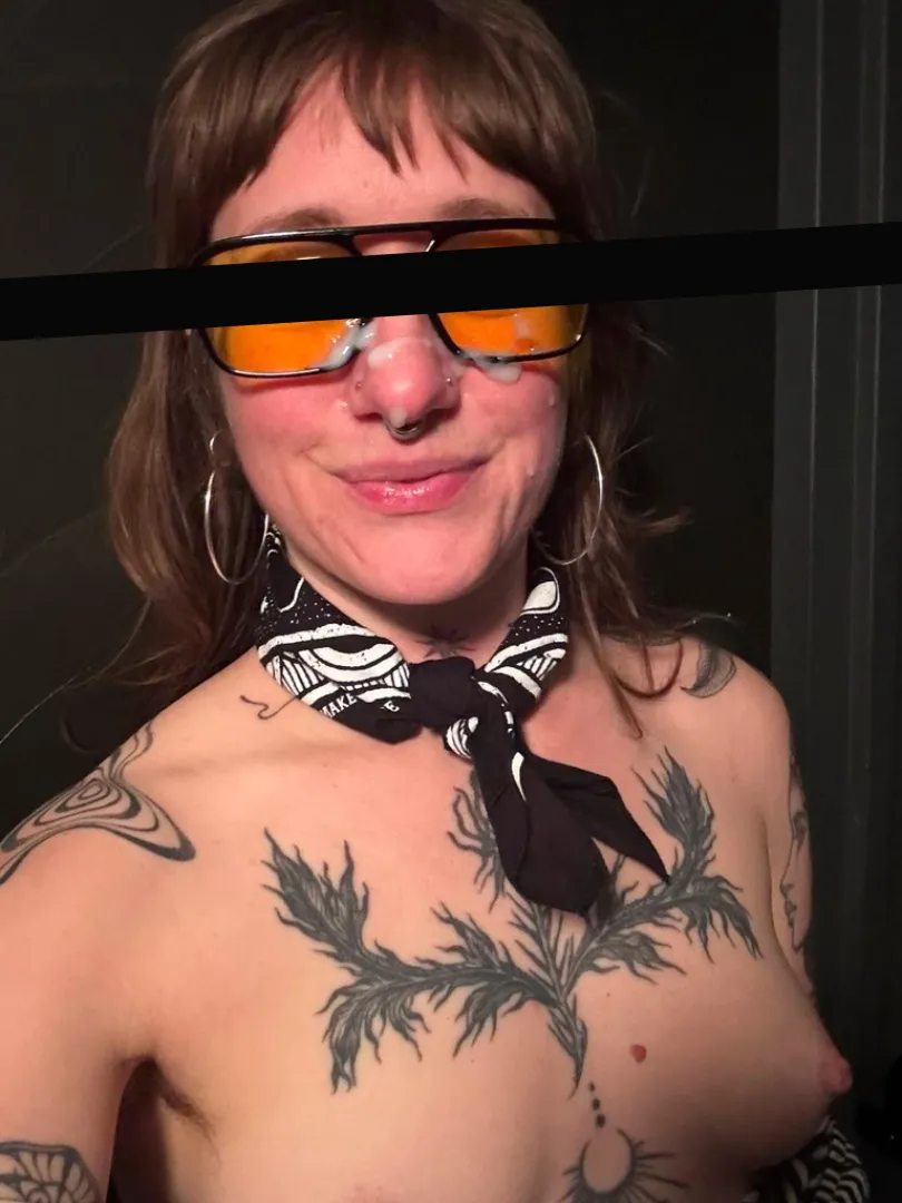 i still had my sunglasses on and i don't hate the result :3 posted by ruinmesoftly