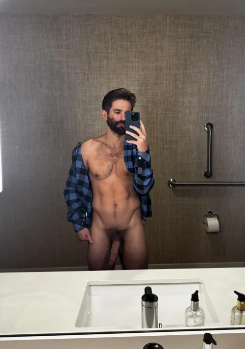 I think I'll get rid of the clothes, naked is better by Unbeatable-Monkey081