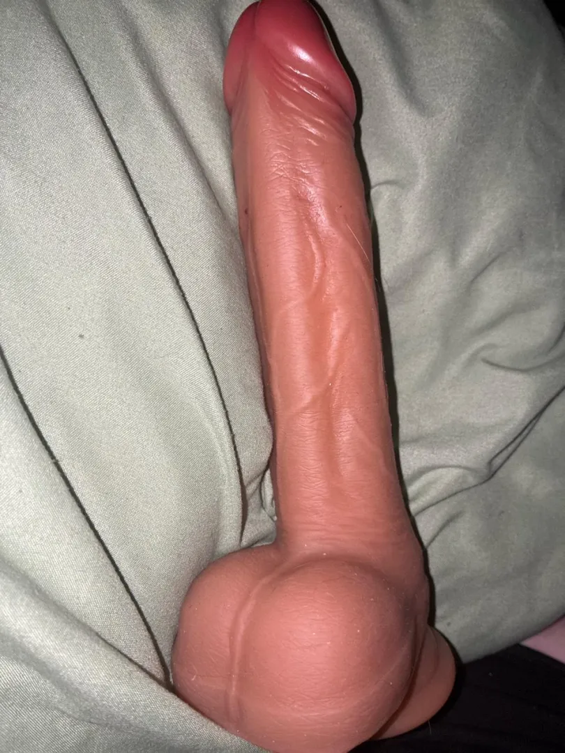 I think it's time again I'm ready to grab my dildo for some fun any other goonett what's to watch and help mummy? posted by Lilly_mommy_34