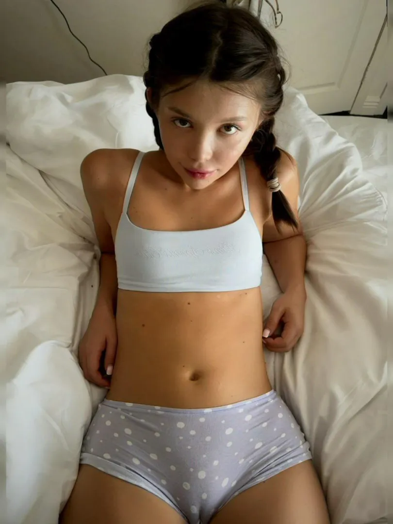 I think my pussy deserve some licks from you F18 posted by lollipopbabeex