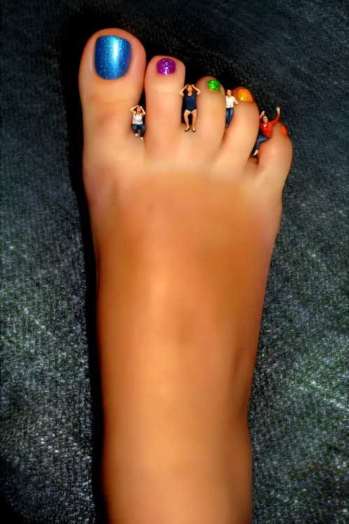 I think they are very scared between my toes by misskatefeet1