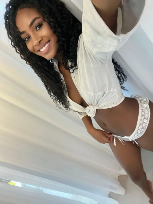 i think white would look better in me, than on me by MelaninMagic32