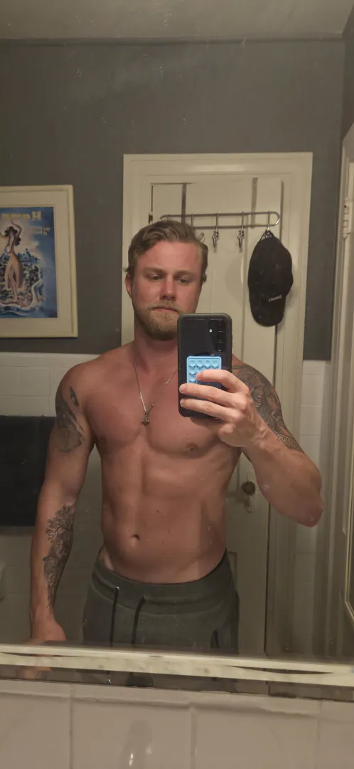 I tried to tan, now I look like Larry the Lobster posted by Karate_ken