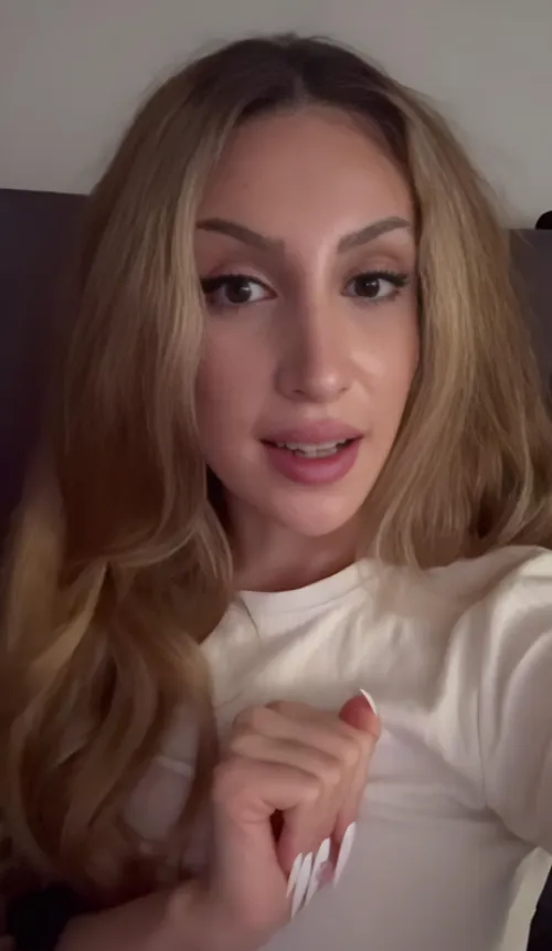 I try to behave, but my body has other ideas. by EvvaXo