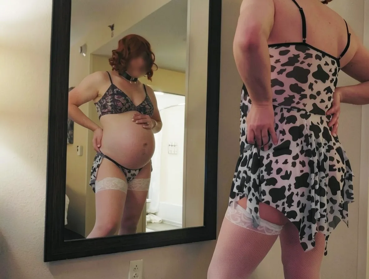 I used AI to make myself look pregnant, and now I might be obsessed. It's such a dream to be a pregnant sissy wifey! posted by Naughty_SophiaXOXO