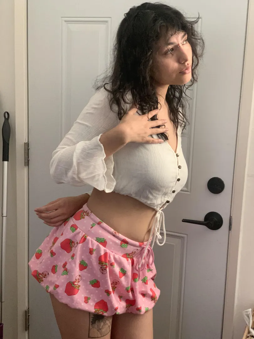 i used to love watching strawberry shortcake  posted by XxxHentaiDxllyxxX