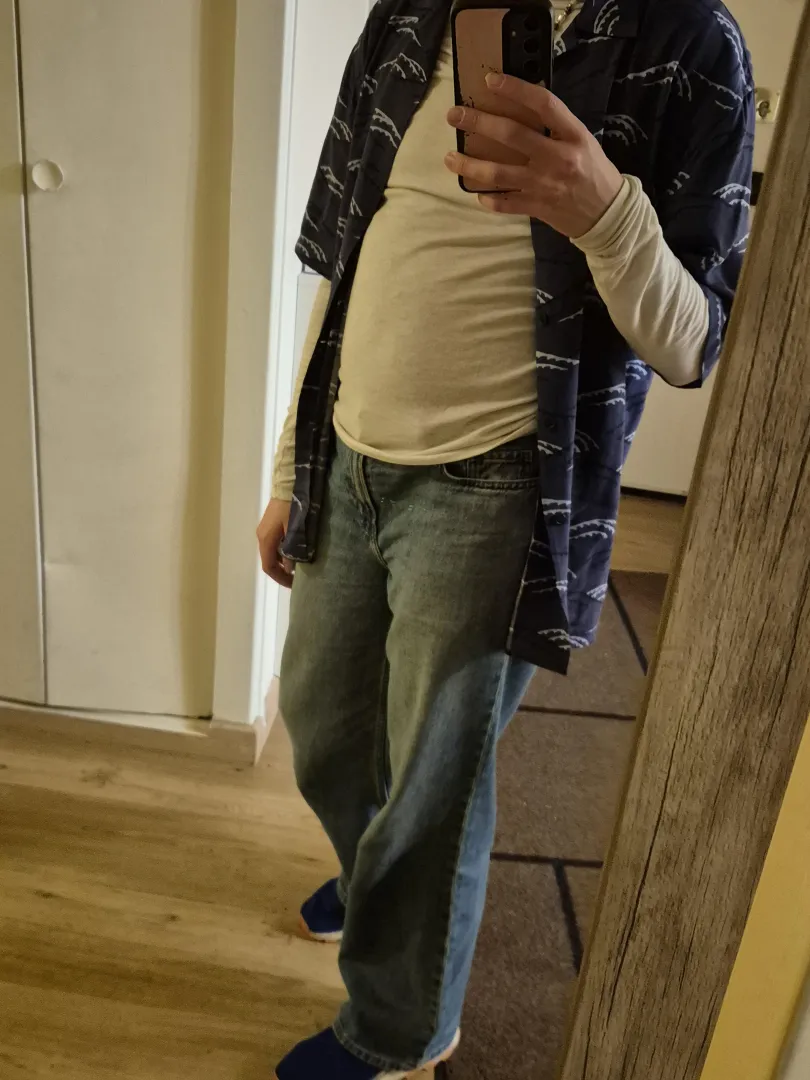 I used to wear this top to show my abs lol posted by Busy_Copy_912