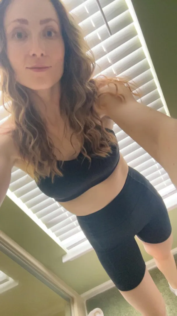 I usually work out naked posted by NoIntro689