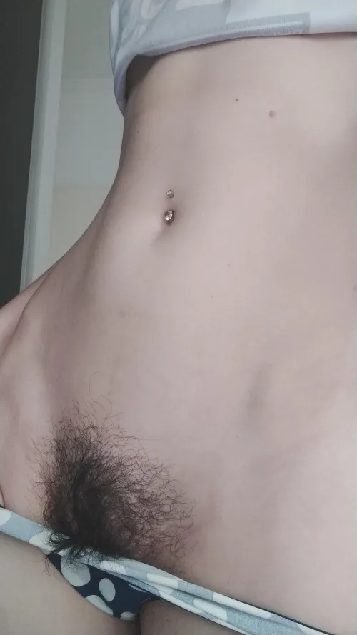 i wanna be your hairy goddess by ohyesClara