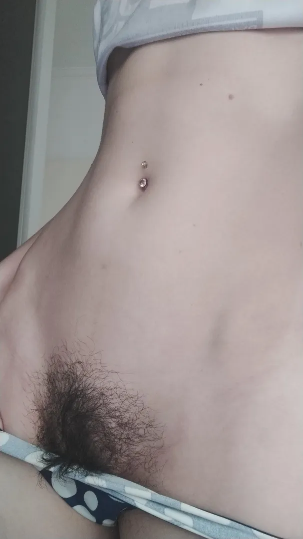 i wanna be your hairy goddess posted by ohyesClara