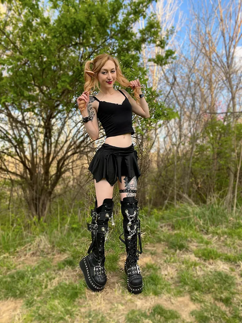 I wanna cast a spell on u posted by blightbrat