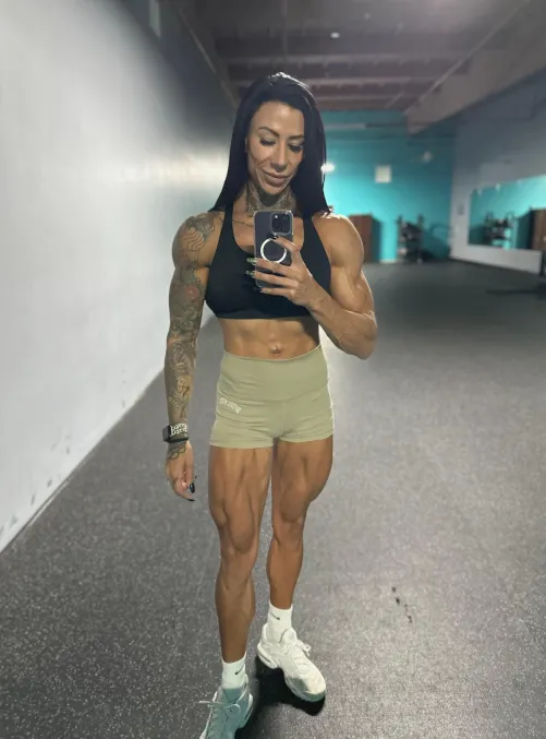 i wanna headlock u tonight by gymgirlfriend