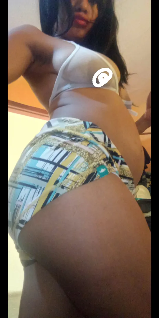 I want my pacsa to be bigger, just like my yrasero  posted by negrita_bel