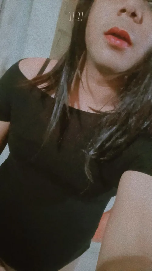 i want some sugar daddy to fuck my brain out .. wanna lick their balls and give em rimjob by cdsakshi