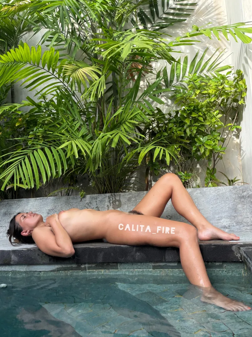 I want to feel your tongue sinking into my bush, slow and deep posted by Calita_fire