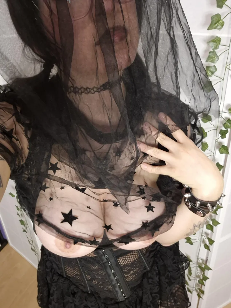 I want to get fucked posted by DizzyDora_