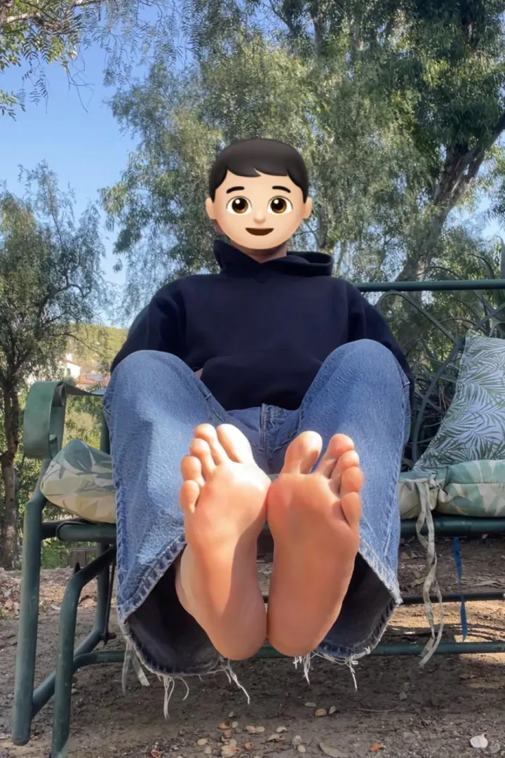 I want to press my toes on some big hairy balls posted by grindonmythigh