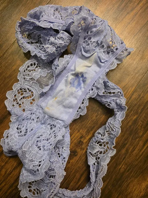 I want to watch you sniff my panties and see your boner grow  by Vixxen_Vera