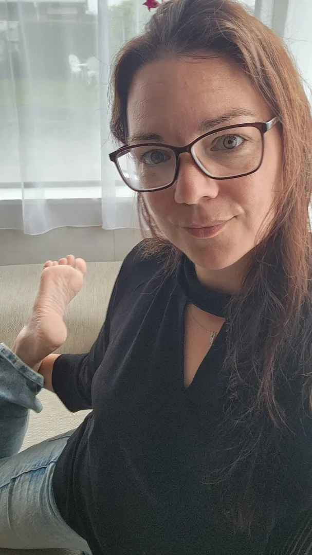 I want you spiraling and weak just from the glimpse of my soles.. now be a good boy and send.. posted by Naive_Battle_8605