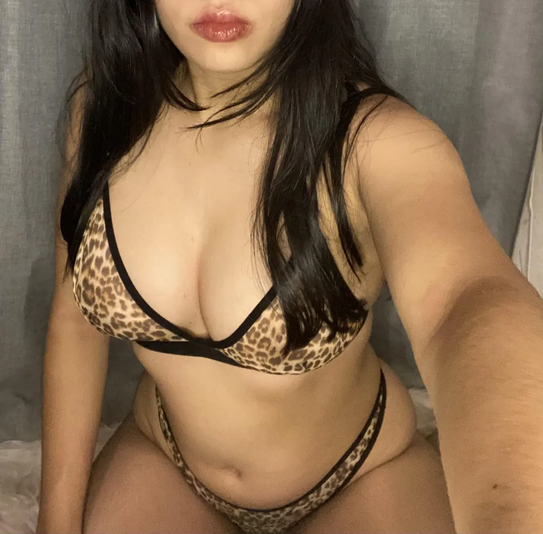 I want you to control my hands… posted by lagarta-12