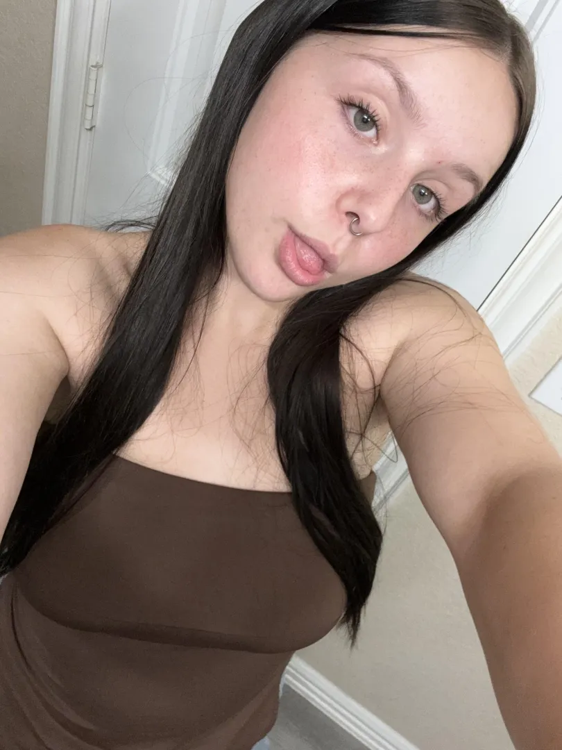 I want you to play with me posted by cassieonlyxo