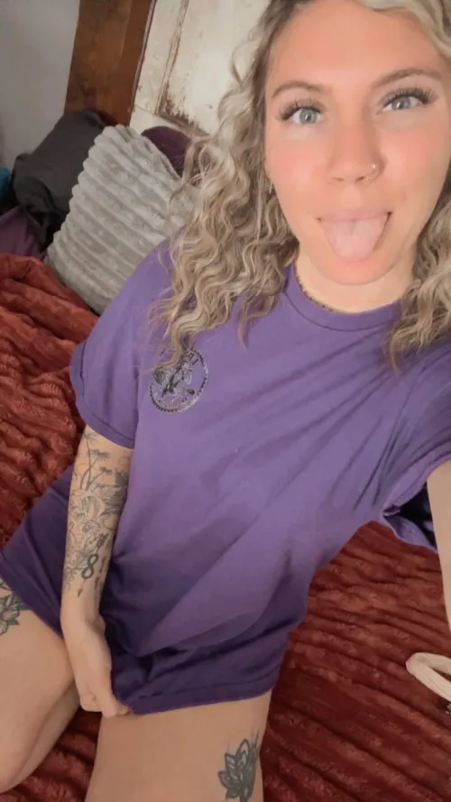 I want you to touch me everywhere, daddy! I know u want to by SweetEchloXO