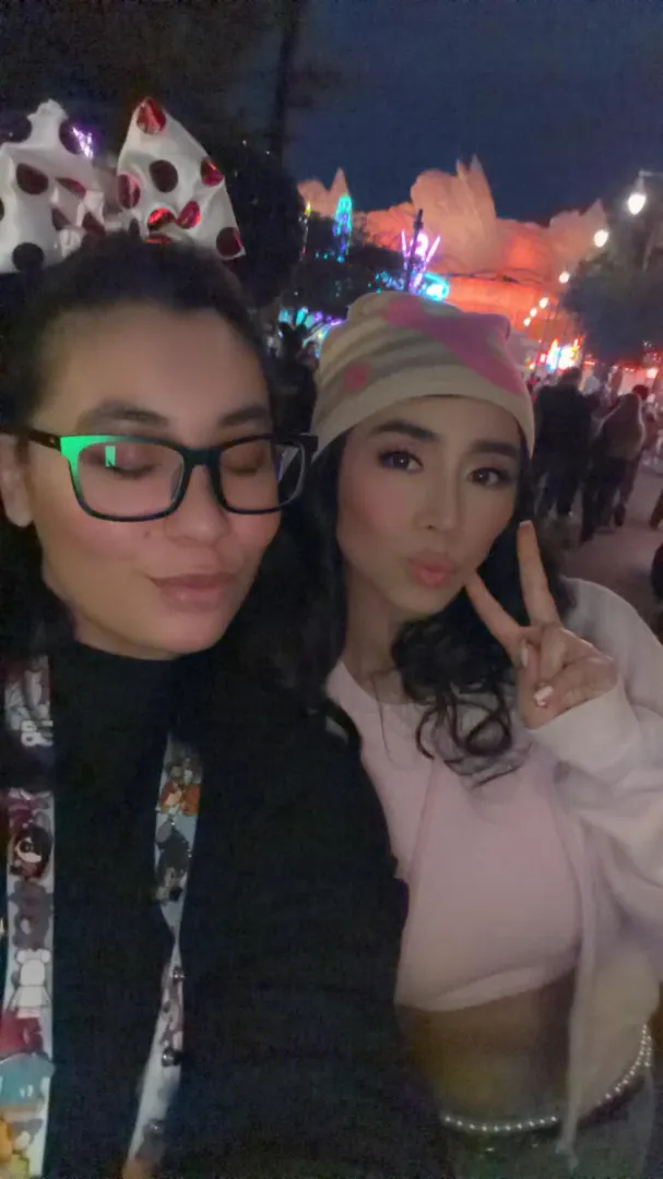 I was fangirling hard at The Happiest Place on Earth  posted by Puddlez619