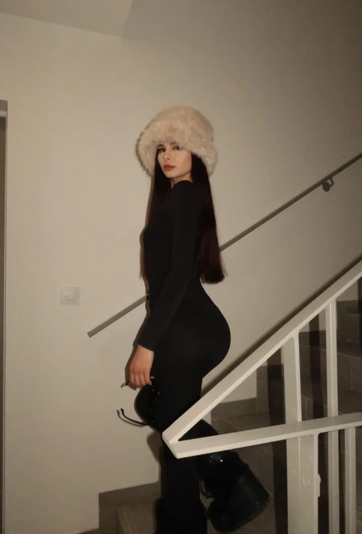 I was thinking of you, and now I’m really turned on ^^ posted by dawnpebbless