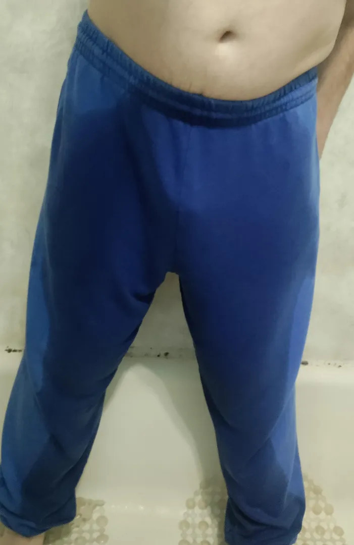 I went PISS in my pants! posted by Tinklebed