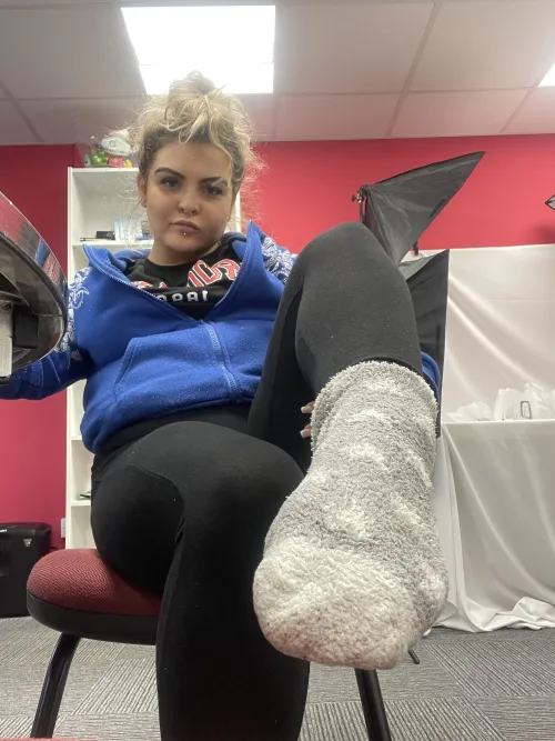 I will never not wear fluffy socks  by worththetroublex