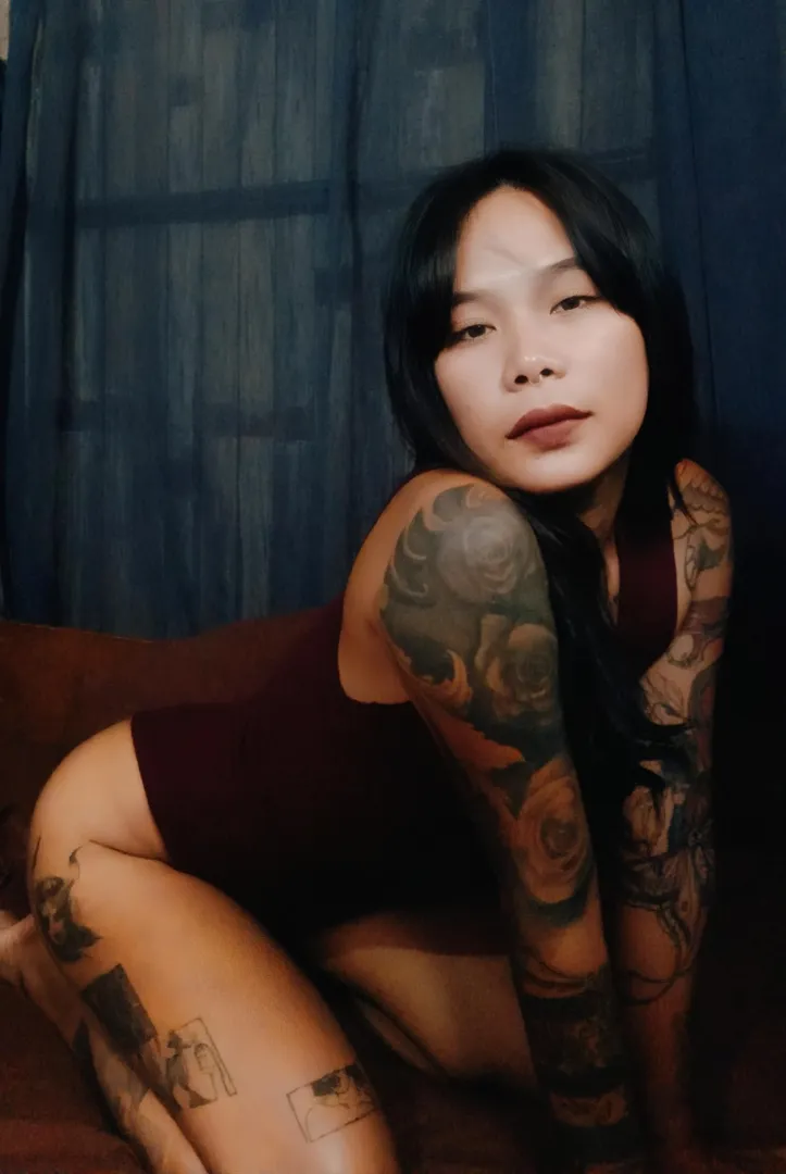 i woke up feeling hot so i did this posted by Sar_dines0707