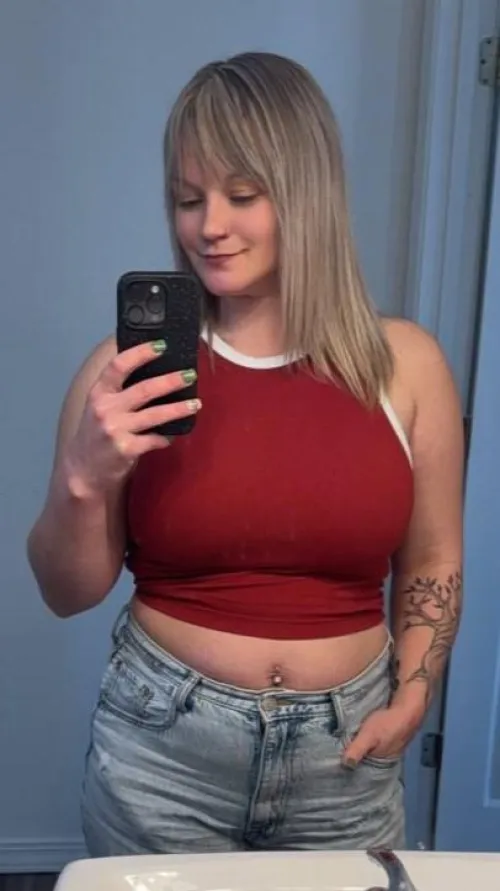 I wonder, how many men would like to taste me? by MissTaylorLaurenxo