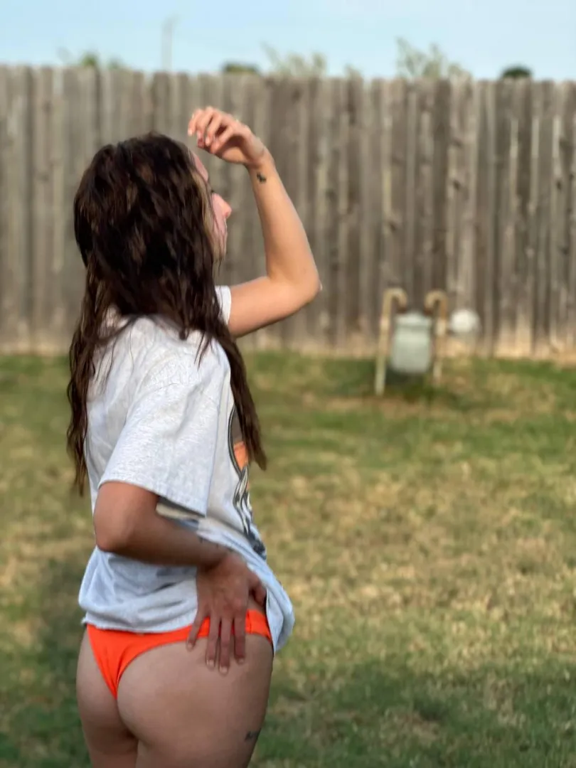 I wonder if I'm perfect enough to be fucked by you posted by briaronlyxo