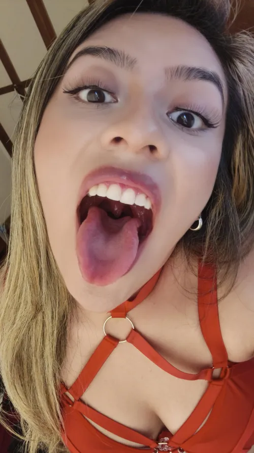 I would like to eat a small slave by GoddessQuantum