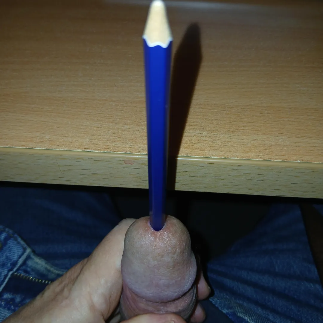 I write a note... posted by IjustlikeItHot