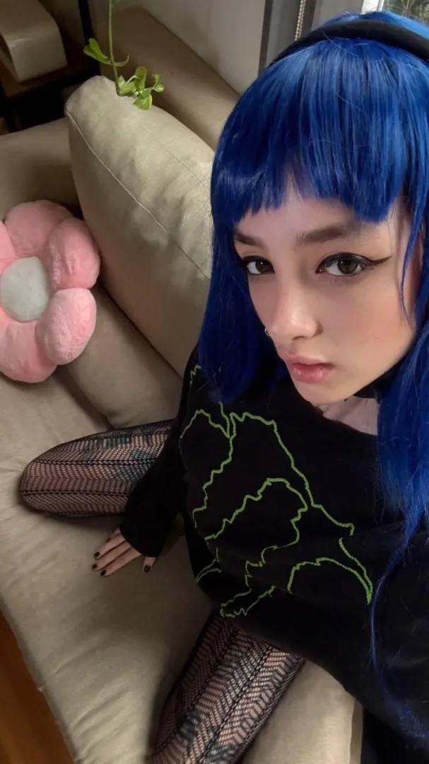 I8F4M i look calm… i’m not  > reply me on lnstag: lunaoryna posted by boopthat