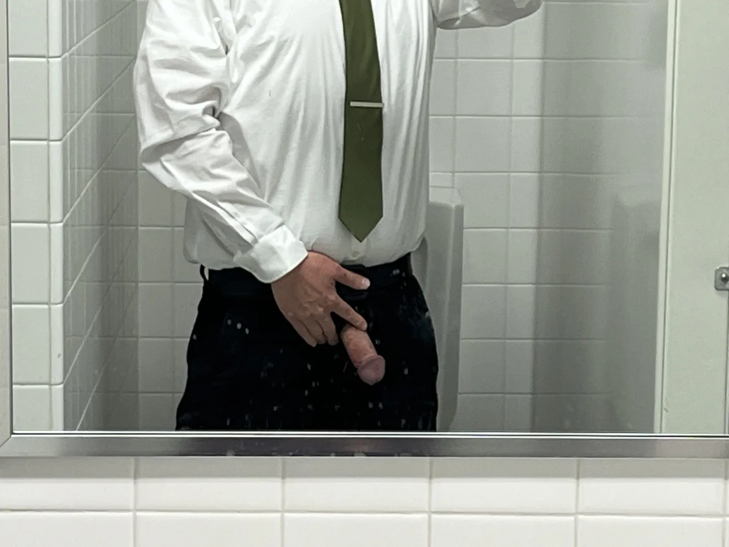 I’d love to sample some Cougar pussy posted by chadslc