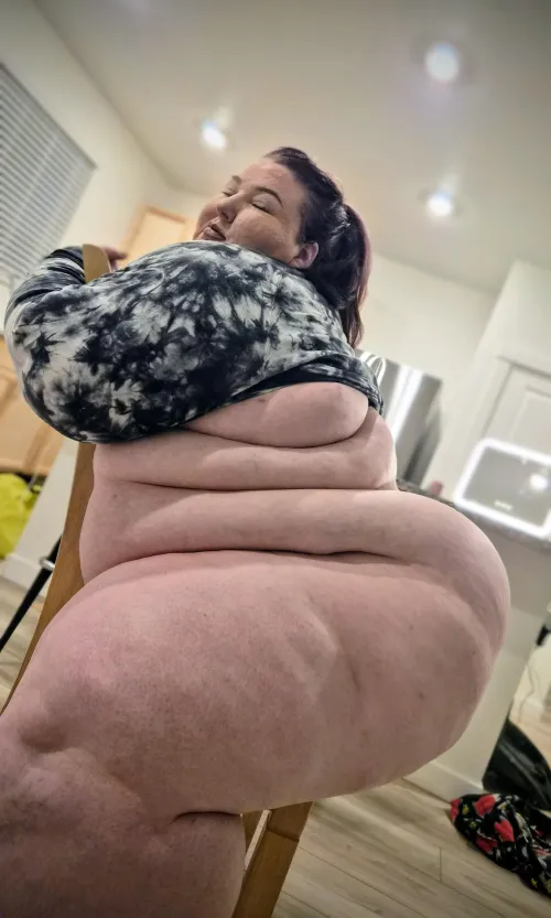 I'd love to sit on youuu  by satc4evr