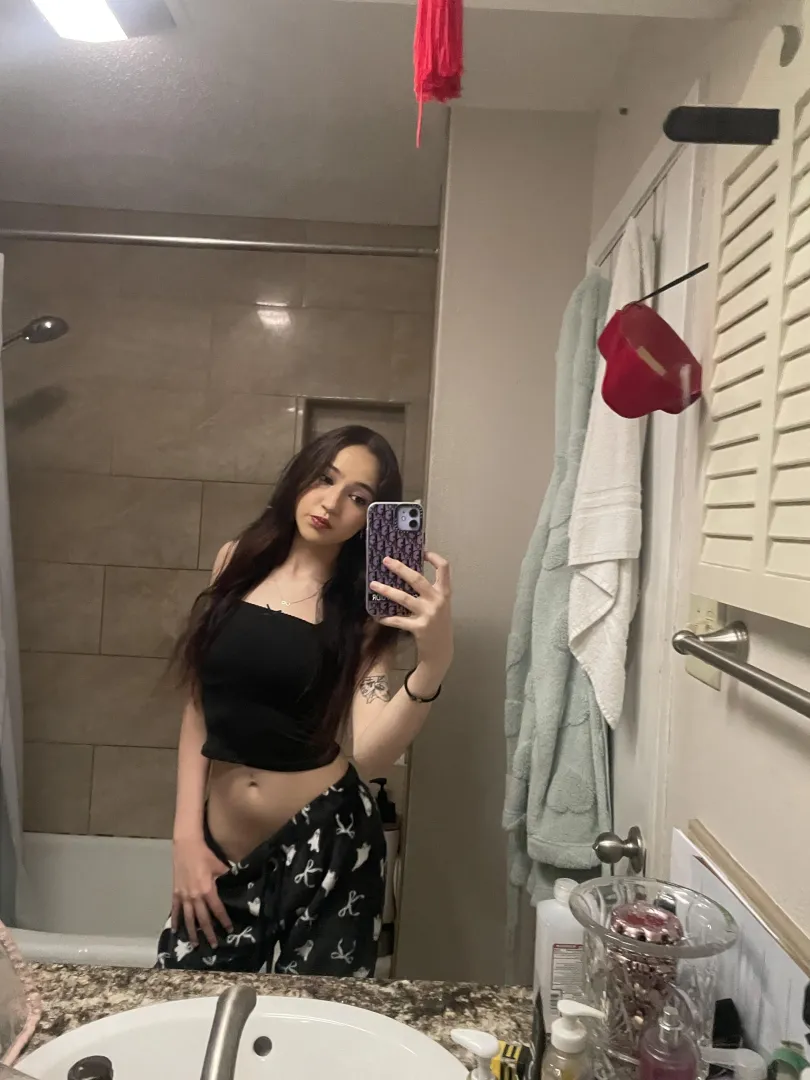 If this caught your eye… imagine what I don’t post for free  posted by itsanyarose