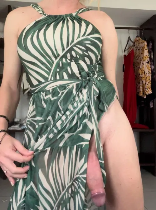 if you are into big girl cock trans say yep and i will send you my cum vids.. by SweetBabyBum