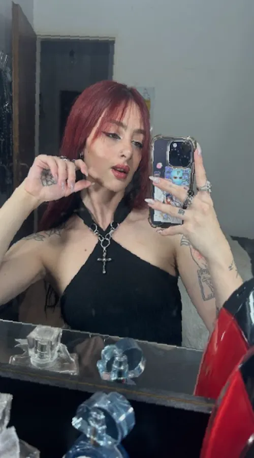 If you can host, we might get along - reply on lnsta:.Iunaromes'. by udub86