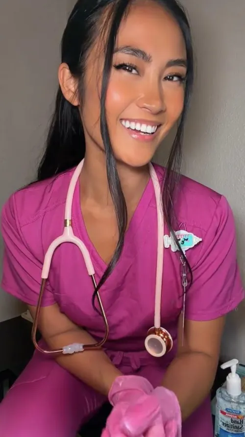 If you had 5 mins with your nurse, would you fuck your nurse by nursesunshinexo