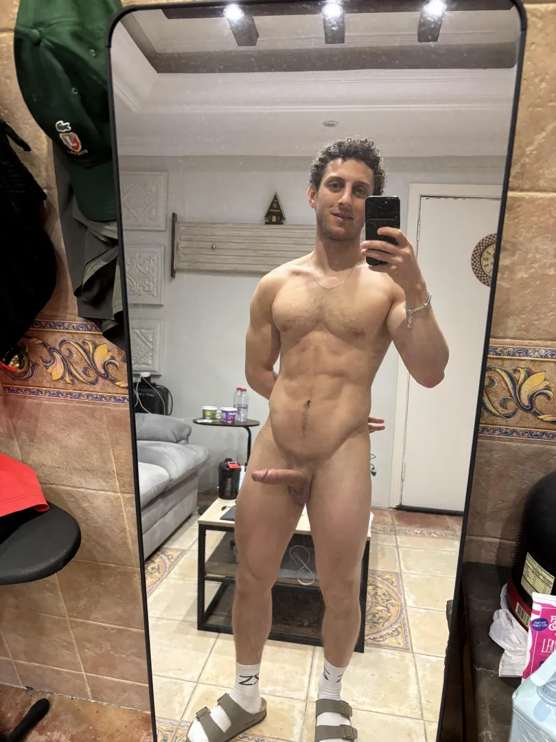 If you know me, you know i don’t do selfies. I hope you like it posted by Pleasant-Relief5917