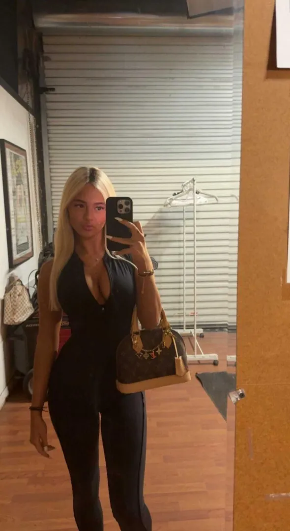 if you leaked to my cleavage you need to apologize. posted by lusttlexii