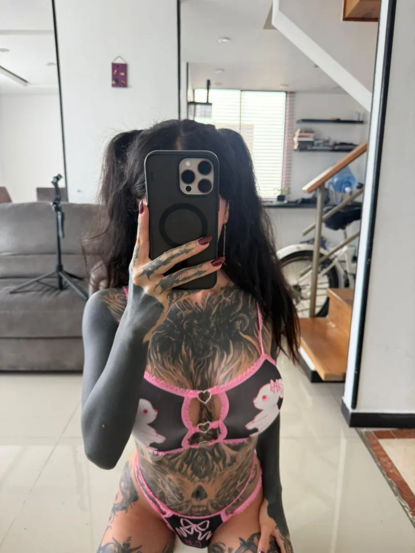 If you saw me like this, would you jerk off? posted by darkykittens