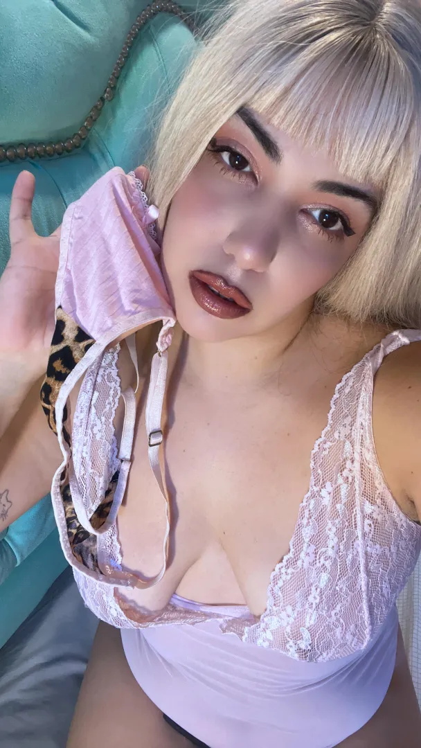 If you were mine, you would be the best Sissy. posted by cherrypieok